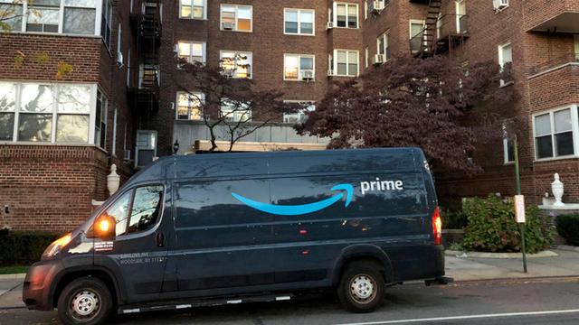 Here's how you can lock in a lower Amazon Prime rate before prices increase on Friday 