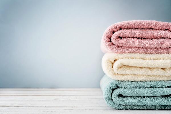 5 Tips For Washing Kitchen Towels the Right Way, Including Skipping the Fabric Softener 
