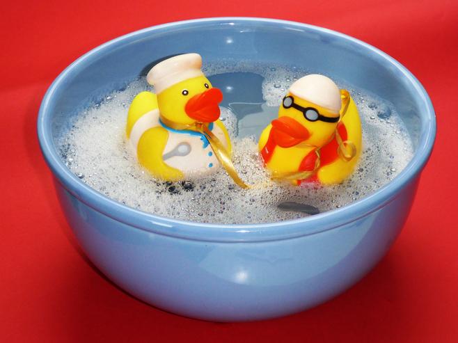 How Bath Toys Are Affected By Your Kid Pooping In The Tub