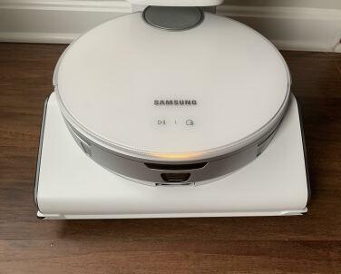 Samsung's Jet Bot AI+ robot vacuum is a must-have for pet owners