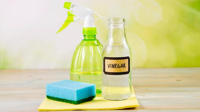 How to clean with vinegar without the smell