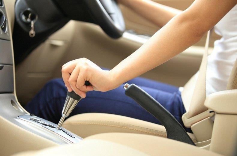 10 driving habits that are secretly damaging your car 