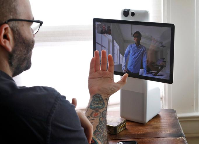 Facebook’s New Portal Is Great, but It’s Also Facebook