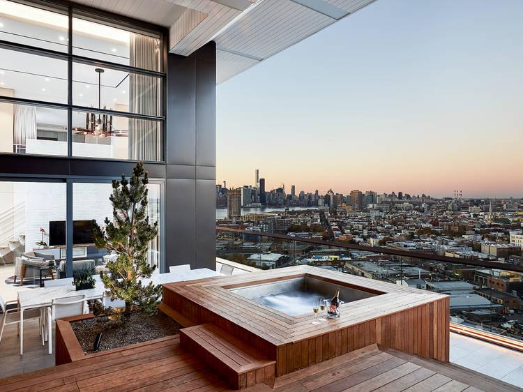 The best NYC hotels with hot tubs in rooms and on roofs