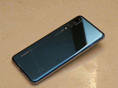 3つのセンサーで史上最強のカメラを実現した「HUAWEI P20 Pro」 