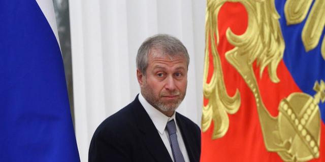Russian Oligarch Roman Abramovich Races to Outpace Western Sanctions 