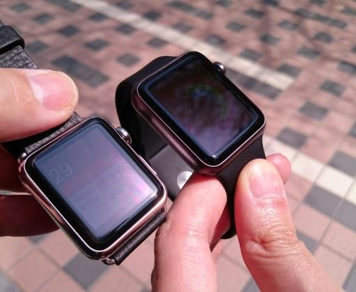 Apple Watch、Ion-Xガラスのほうが間接照明の下では見やすい！