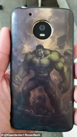 Bullet bounces off of man's Hulk phone case during armed robbery in Brazil 