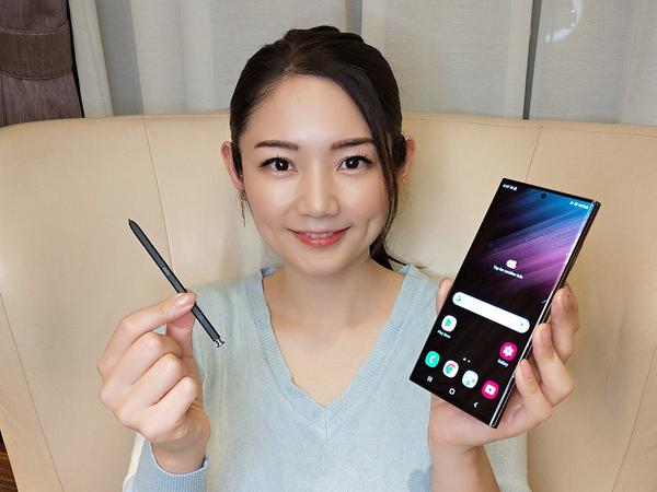 Galaxy S22 Ultraが海外で発売 - 1億画素カメラと手書きペンを内蔵した最新モデルを使ってみた 