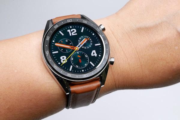 運動・健康をいつでもどこでもサポート！　お手頃スマートウォッチ「HUAWEI WATCH GT」の実力をチェック（1/4 ページ）