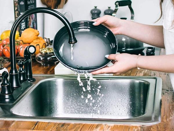 Make dishwashing a less painful experience with these 7 smart kitchen cleaning tools