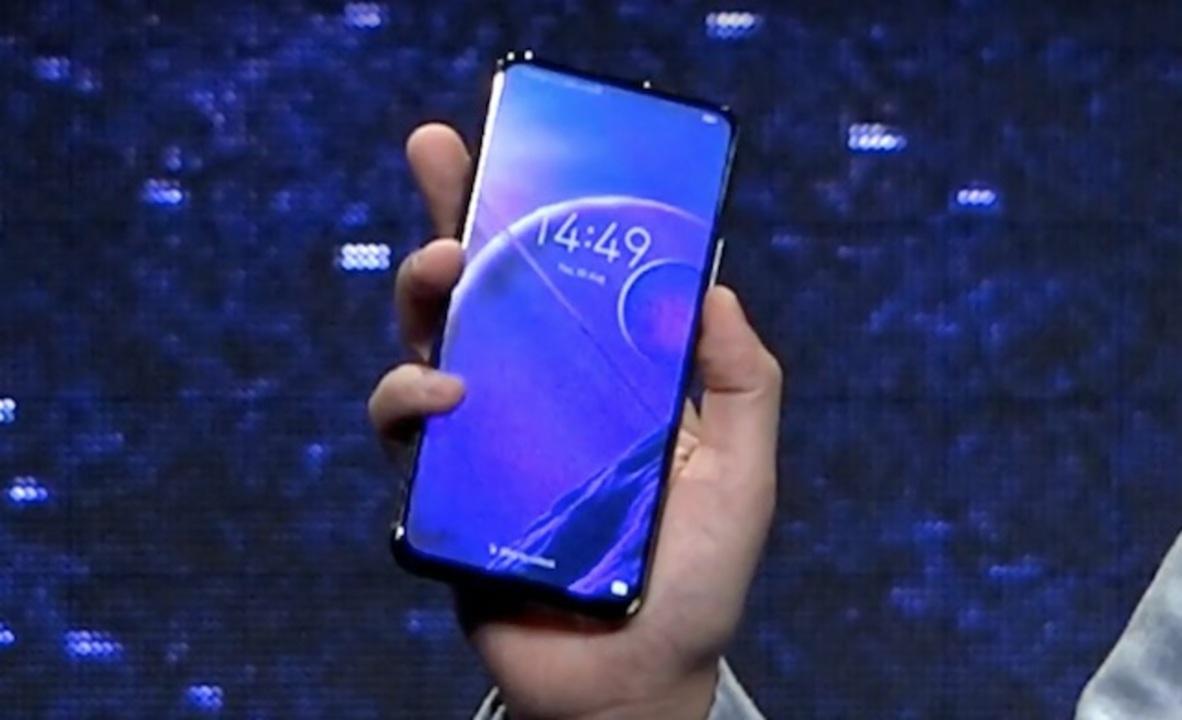 For those of you who think Huawei's high-end smartphones are expensive ... Is it a new model of shock cospa from Honor?