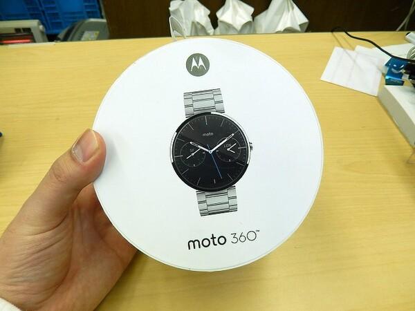 ASCII.jp モトローラ製の高級腕時計みたいなスマートウォッチ「Moto 360」