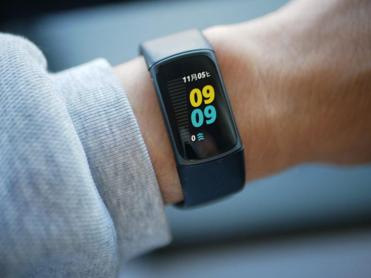 運動オタクがFitbit Charge 5を6週間着けっぱなしで過ごしてみた。その率直な感想とは？