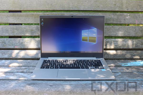 These are the best Samsung Galaxy Book Go accessories
