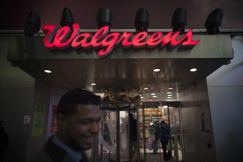Walgreens, CVS shut some stores as Omicron variant complicates staffing issues 