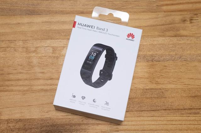 手頃なスマートバンド「HUAWEI Band 3」で運動量を見える化