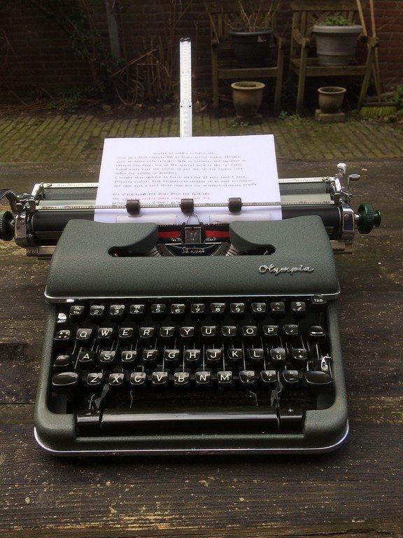 How to Turn Your Laptop Into a Typewriter