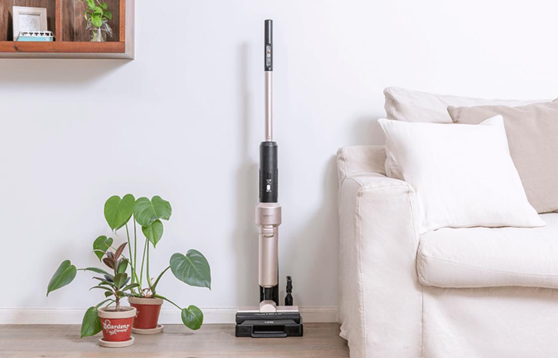 A cleaner with a mop and vacuum cleaner, it may be the strongest in the living room cleaning