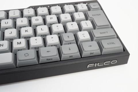 FILCOの“親指Fnキー”小型メカニカルキーボードの使いやすさを検証