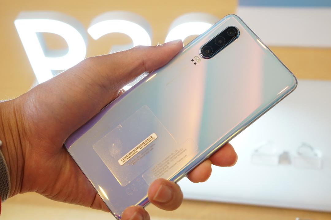 ｢Huawei P30｣ハンズオン：多くはこれで十分。だけど無性に上を見たくなる 