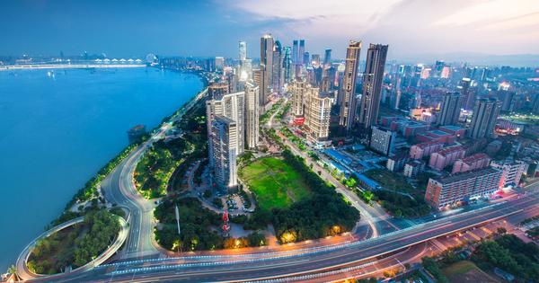 次世代中国　一歩先の大市場を読む
ファーウェイが目指す「ノアの方舟」～企業の競争力と国家の関係を考える