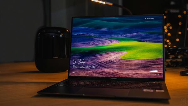 The Huawei Matebook X Pro Might Be Beautiful but Its Camera Ain’t Pretty 