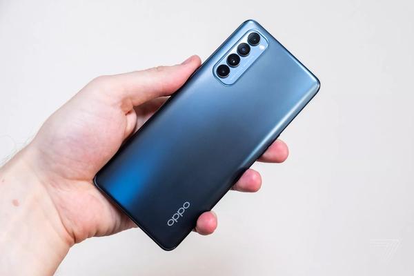 中国スマホ大手｢OPPO｣､販売目標大幅増の勝算 ファーウェイのシェア低下見込み強気の攻勢 