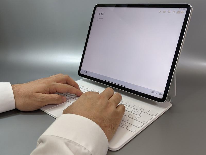 モデルチェンジの理由は？　第5世代12.9インチiPad Pro用「Magic Keyboard」の秘密を探る：厚みの違いだけではなかった（1/3 ページ）