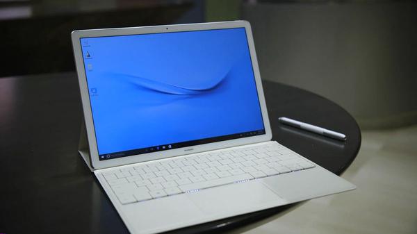 わずか6.9mmの2in1「MateBook」は2048段筆圧感知＆レーザーポインター付きスタイラス搭載