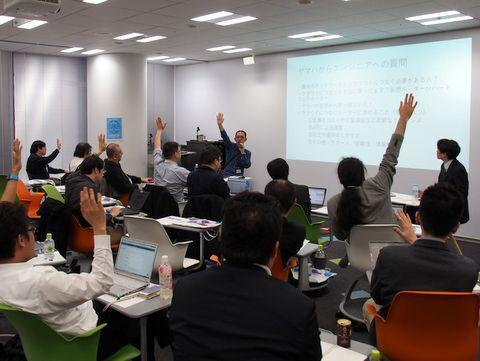 ASCII.jp API？簡単設定？エンジニアたちが理想のルーターを考える 
