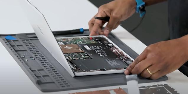 screenrant.com Microsoft Now Shows You How To Repair A Surface Laptop SE