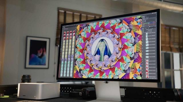 The Apple Studio Display 