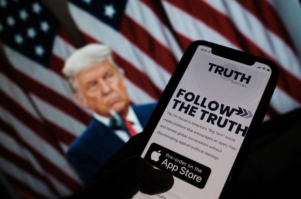 Engadget Logo
エンガジェット日本版 トランプ氏の独自SNS『Truth Social』アプリが「大統領の日」にリリースの報。Twitterに酷似？