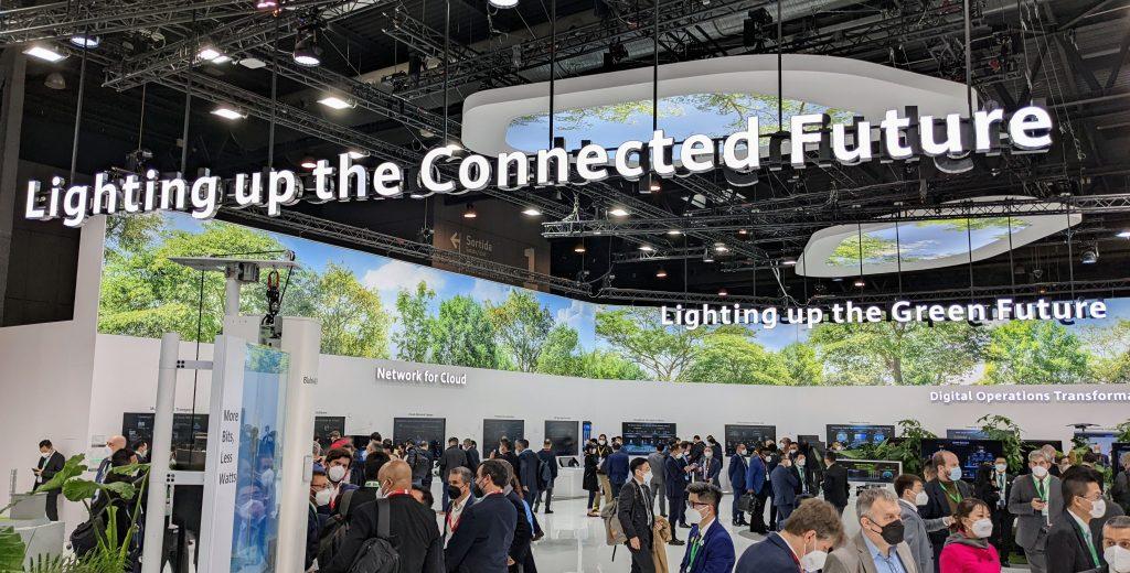 Huawei seeks to 'Light up the Future' at MWC 2022 