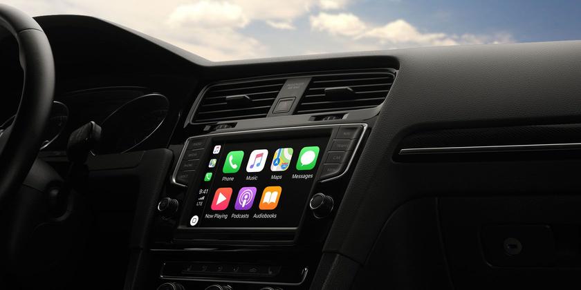 www.makeuseof.com What Is Apple CarPlay and How Do You Use It?