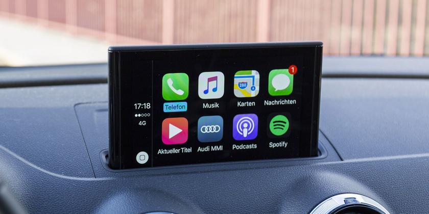 www.makeuseof.com What Is Apple CarPlay and How Do You Use It? 