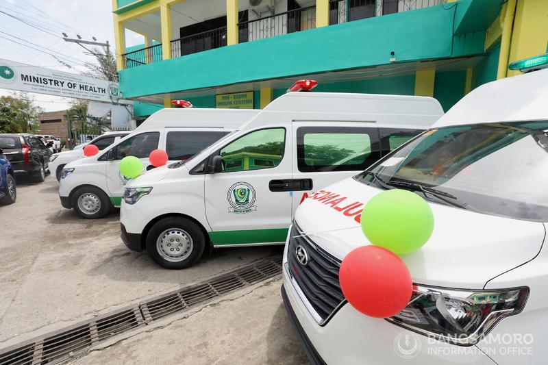 Maguindanao rural health units get ambulances from BARMM 