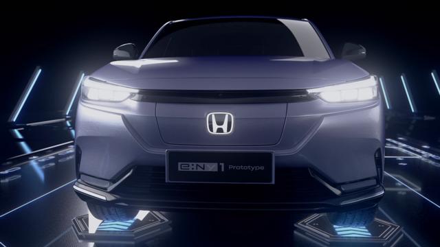 Honda shows off smart new Civic hybrid for 2022 