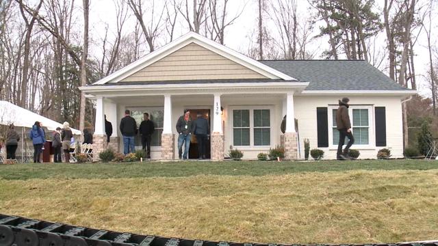 Virginia Family Moves Into Habitat for Humanity 3D-Printed Home 