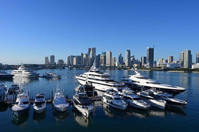 Must-See Marine Electronics at the 2022 Miami International Boat Show 
