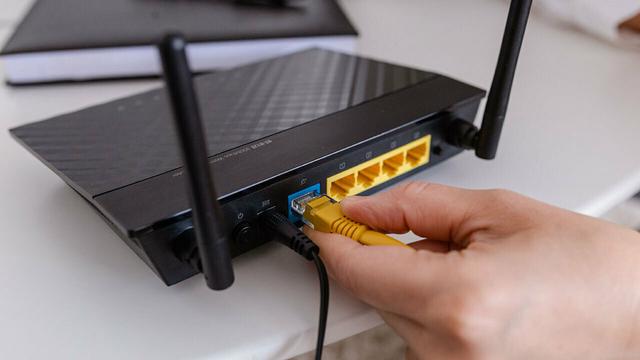 How to Turn on Your Computer From Across the House With Wake-on-LAN 