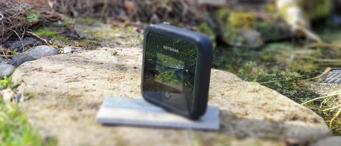 Netgear Nighthawk MR5200 5G WiFi 6 portable mobile hotspot router review