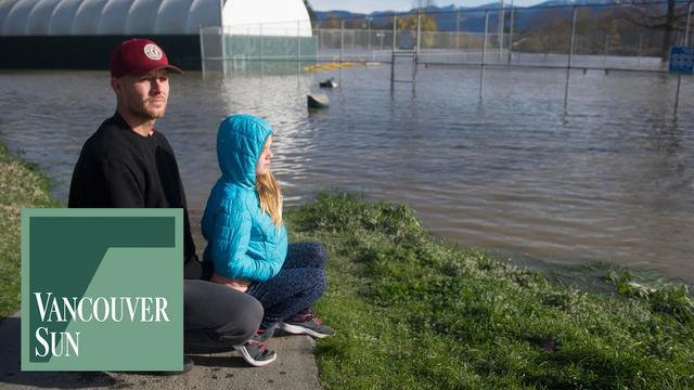 B.C. Floods: Eleven more people rescued overnight in Abbotsford, as 40 residents refuse to leave