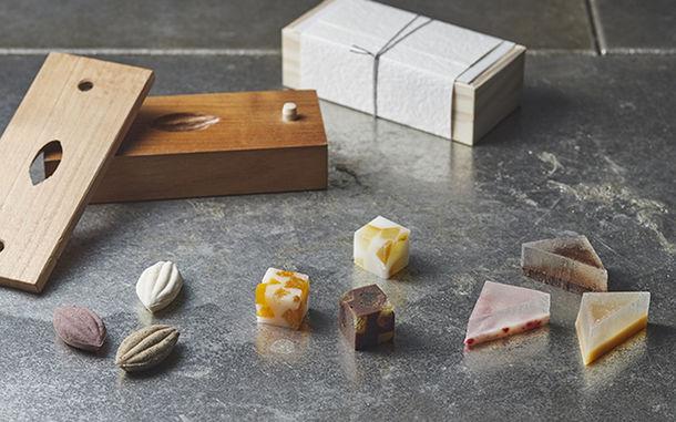 PRESQU'ÎLE chocolaterie、nel CRAFT CHOCOLATE TOKYOよりWhosecacaoの素材を使用した限定スイーツを「サロン・デュ・ショコラ2022」にて販売