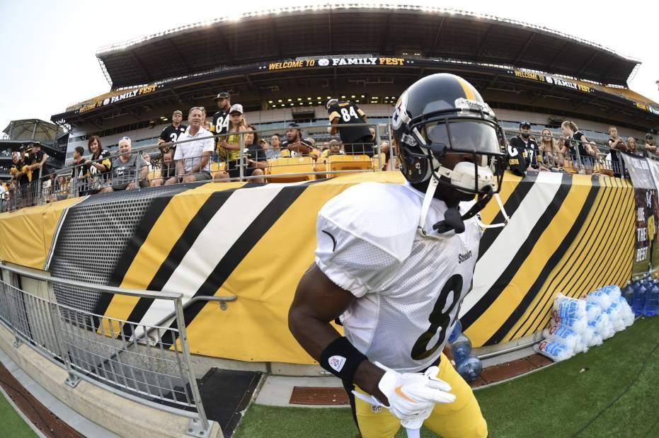 Antonio Brown just shaded the hell out of the Steelers 