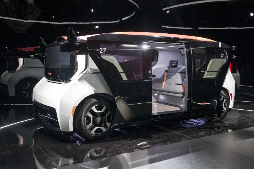 U.S. clears way for truly driverless vehicles without steering wheels 