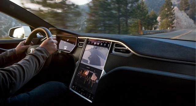 Tesla starts retrofit program for cameras on older vehicles with ‘Full Self-Driving’ Guides 