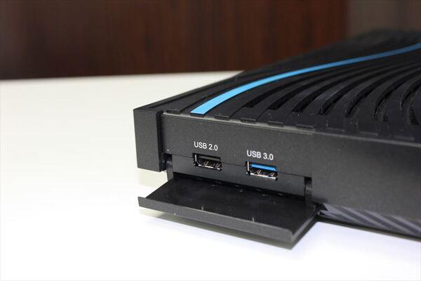 ASCII.jp 中継機いらず!?2166Mbps対応と現状最速な無線LANルーター『Nighthawk X8 R8500』現る 