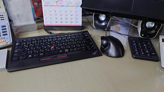  Lenovoのモバイルキーボード『ThinkPad』はトラックポイントがやっぱり快適【今日のライフハックツール】 